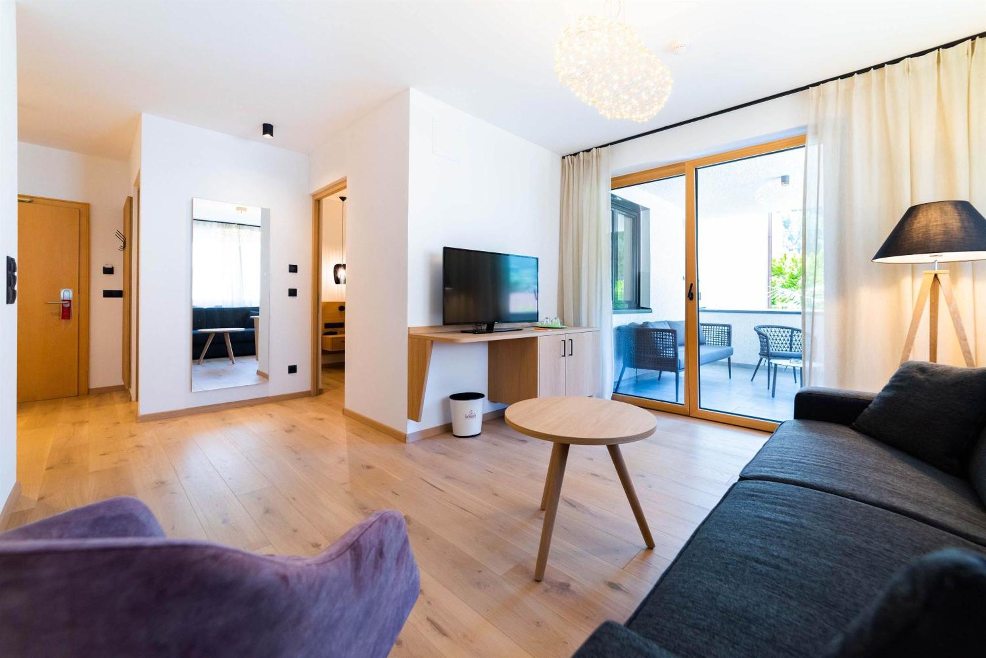 Hotel Gschwangut Lana Εξωτερικό φωτογραφία