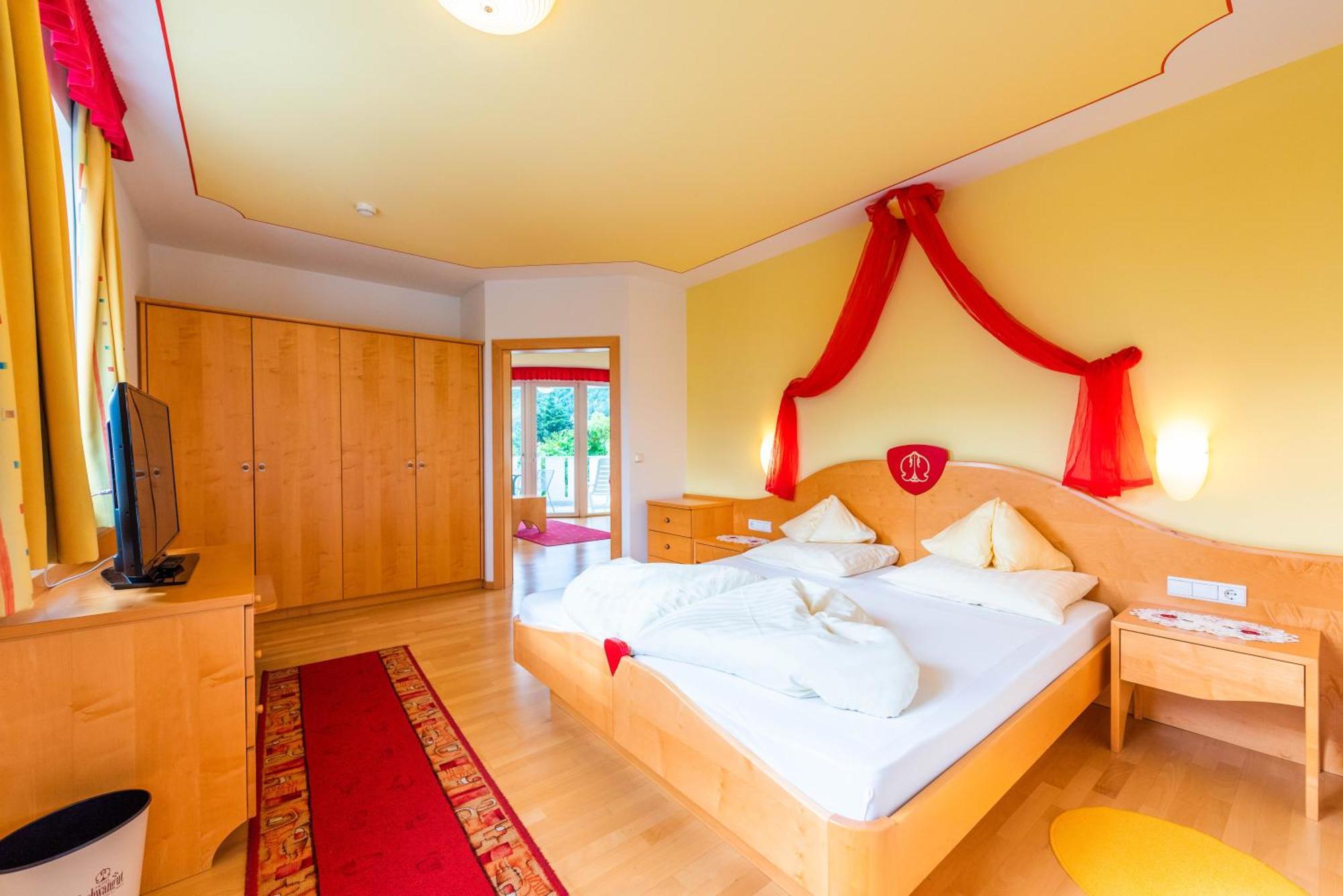 Hotel Gschwangut Lana Εξωτερικό φωτογραφία