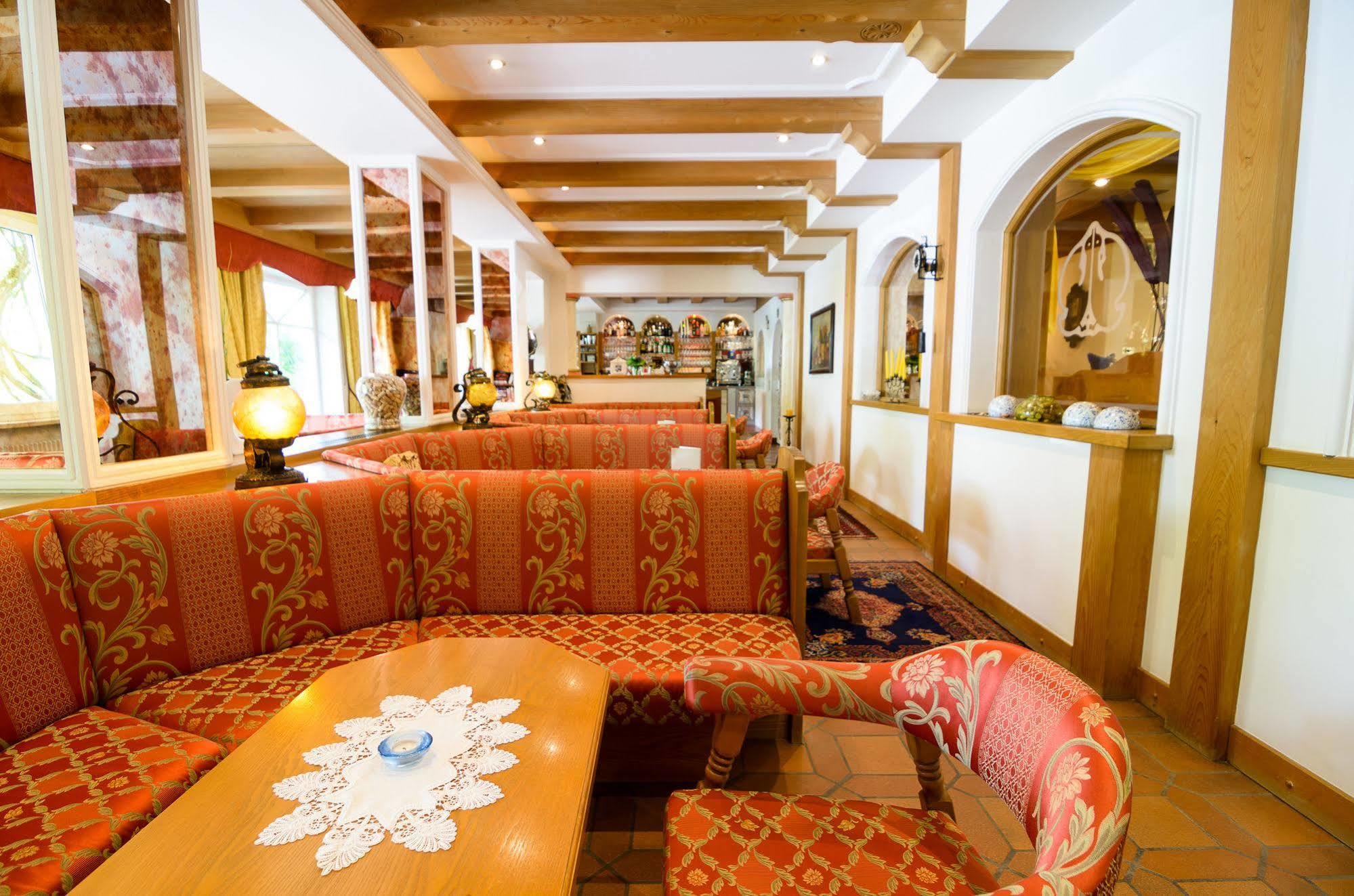 Hotel Gschwangut Lana Εξωτερικό φωτογραφία